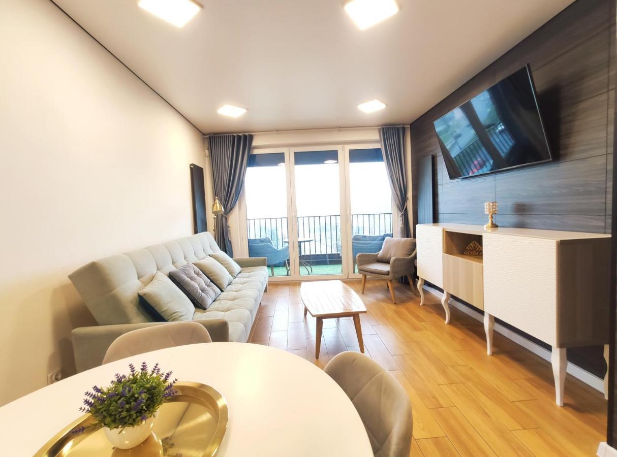 Zablocie 35 By Homeprime Krakau Exterior foto